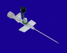 Катетер внутривенный с доп.портом и крыльями BEROCAN G-22 /100/50
